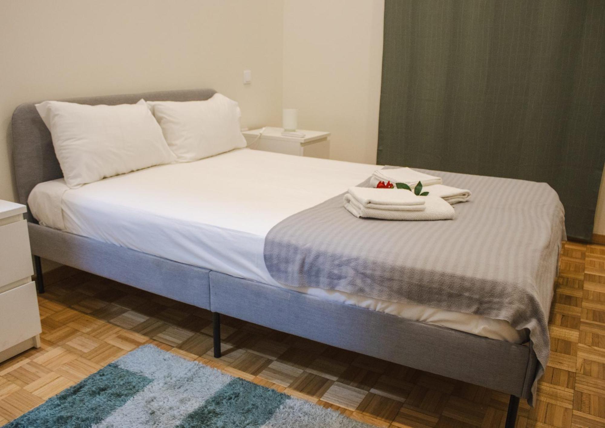 Pbh Hostal Oporto
