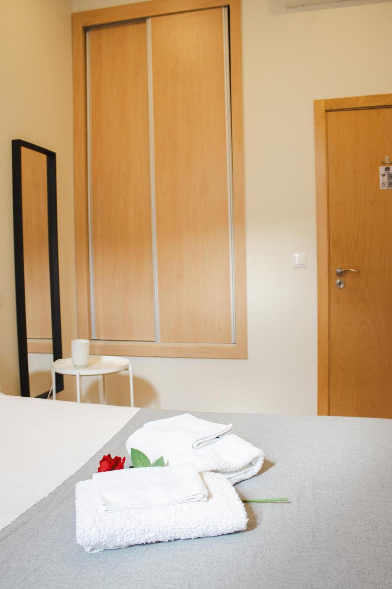 Pbh Hostal *